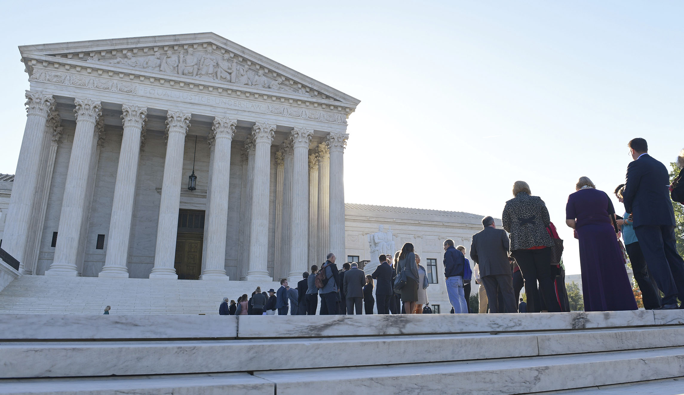 Supreme Court will adopt Trump view of travel ban case, liberal legal professor says