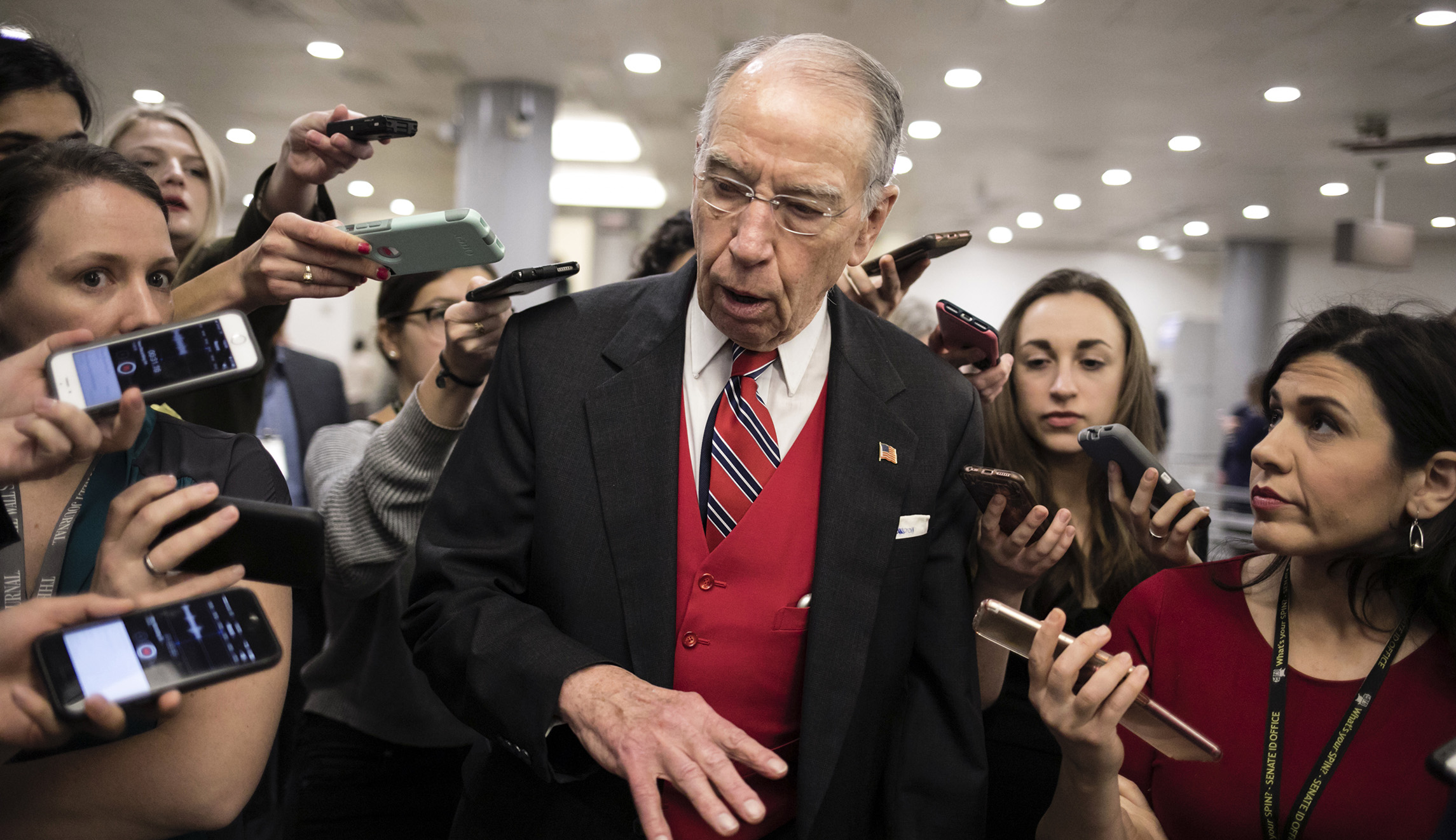 Grassley-Graham duo press DNC, Clinton campaign for answers about ‘Trump dossier’ author’s work