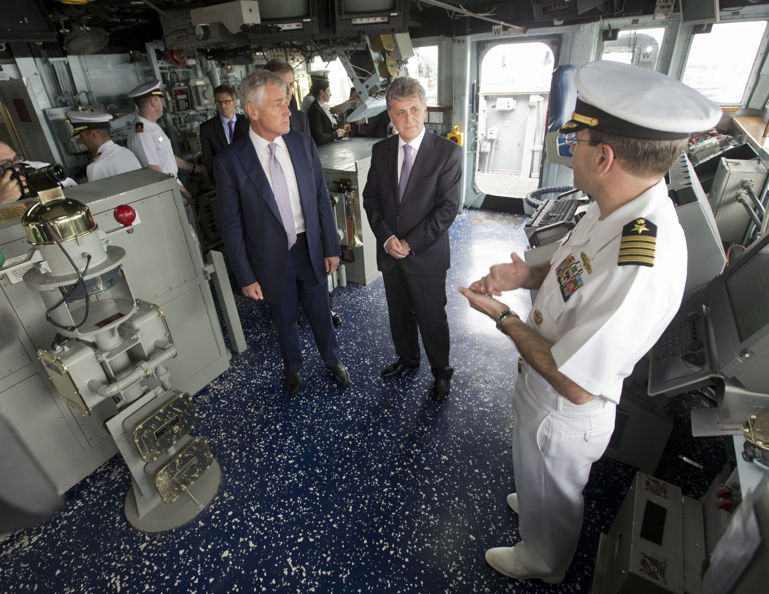 Hagel tours US Navy cruiser deployed off Romania