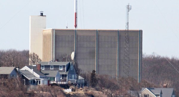 17 nuke plants in blizzard’s path, may close in high winds