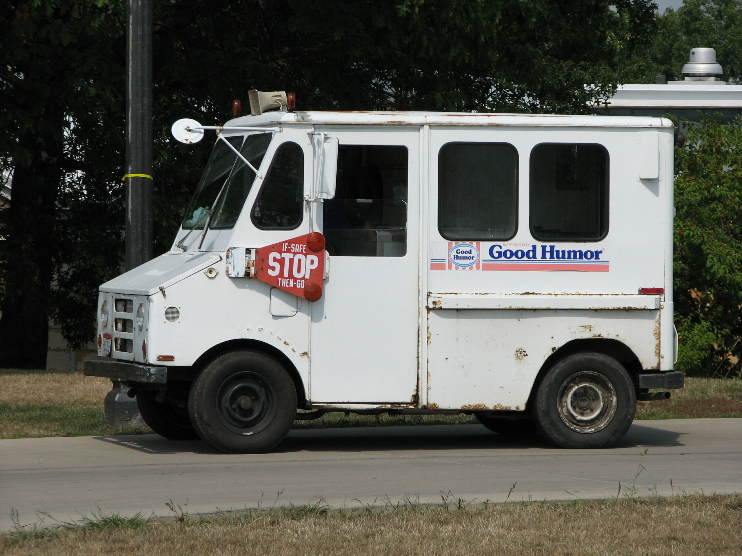 Afternoon Links: Men’s Studies in the Wild, Armchair Warriors, and Ice Cream Barons