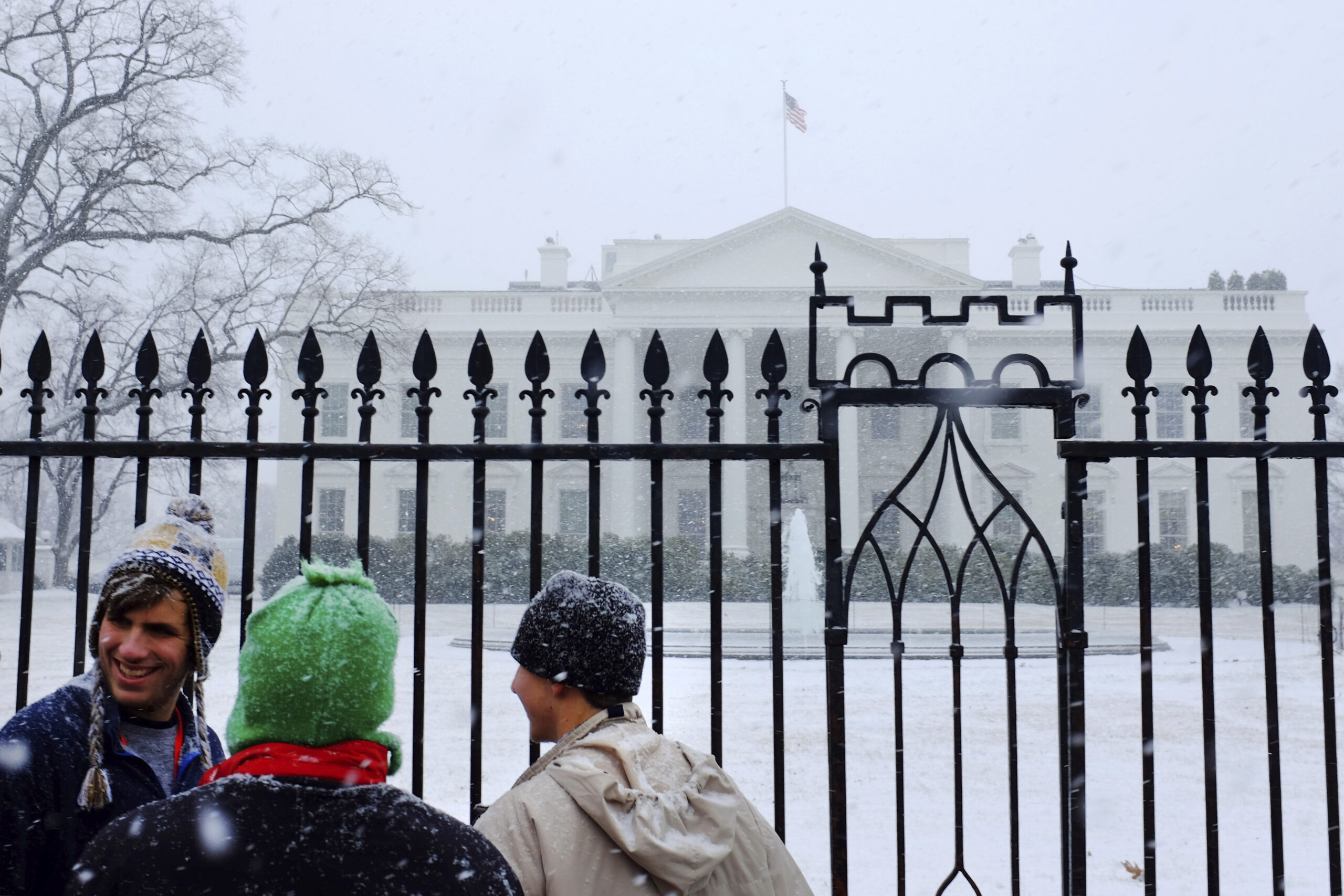 Snow day musing: Americans don’t miss the vast federal bureaucracy that sucks up their tax dollars