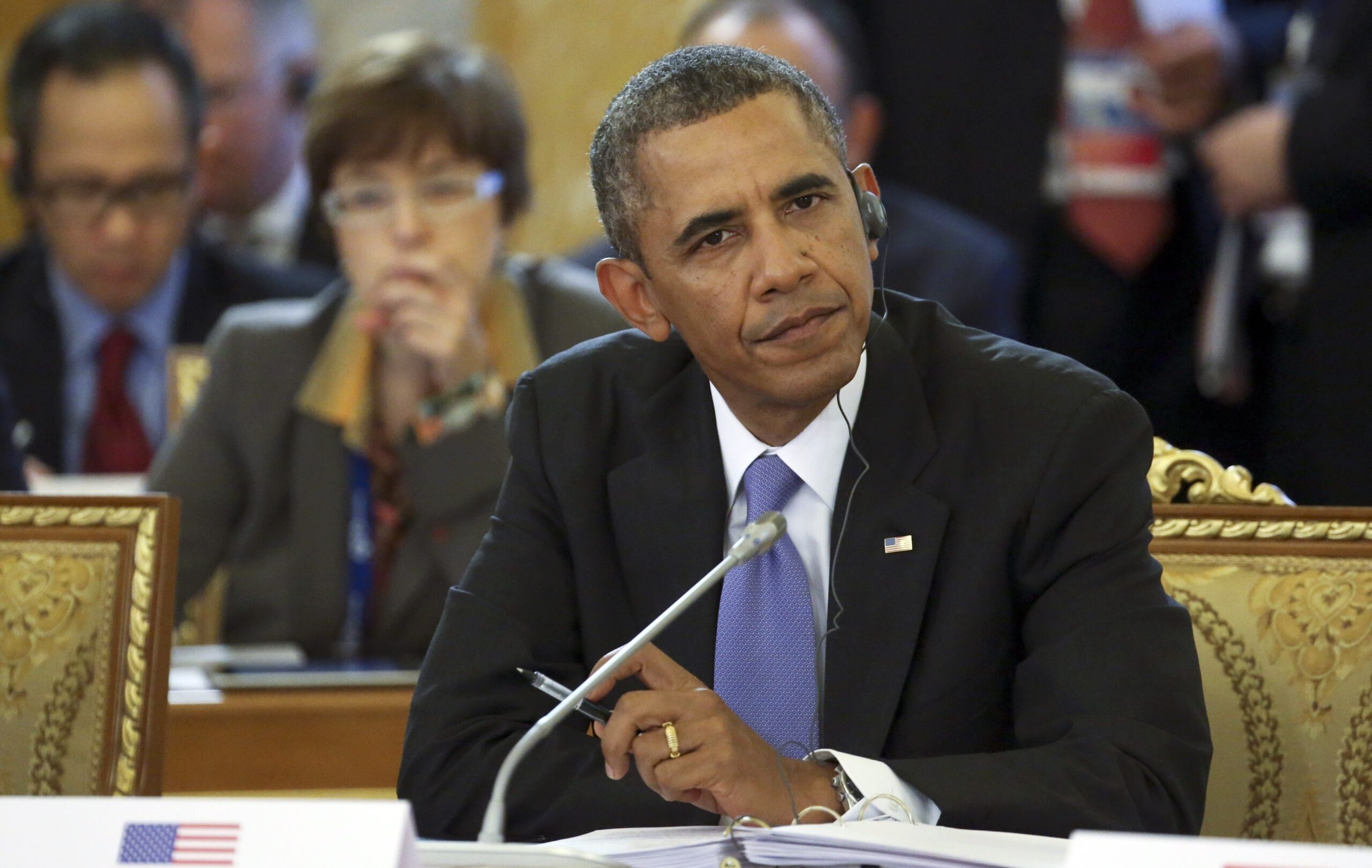 Obama cancels California trip to focus on Syria