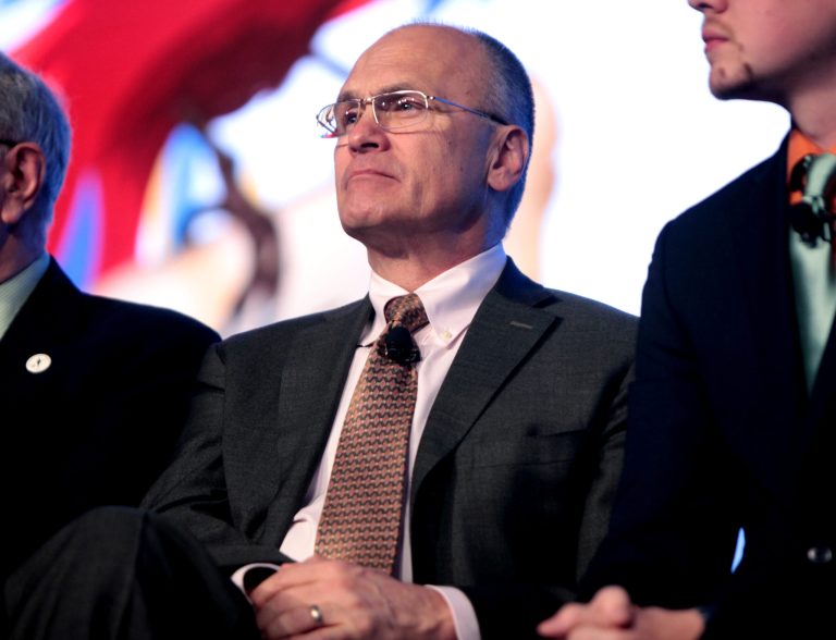 Lesson of Puzder Withdrawal? Trump Needs To Reach Out To Senate GOP