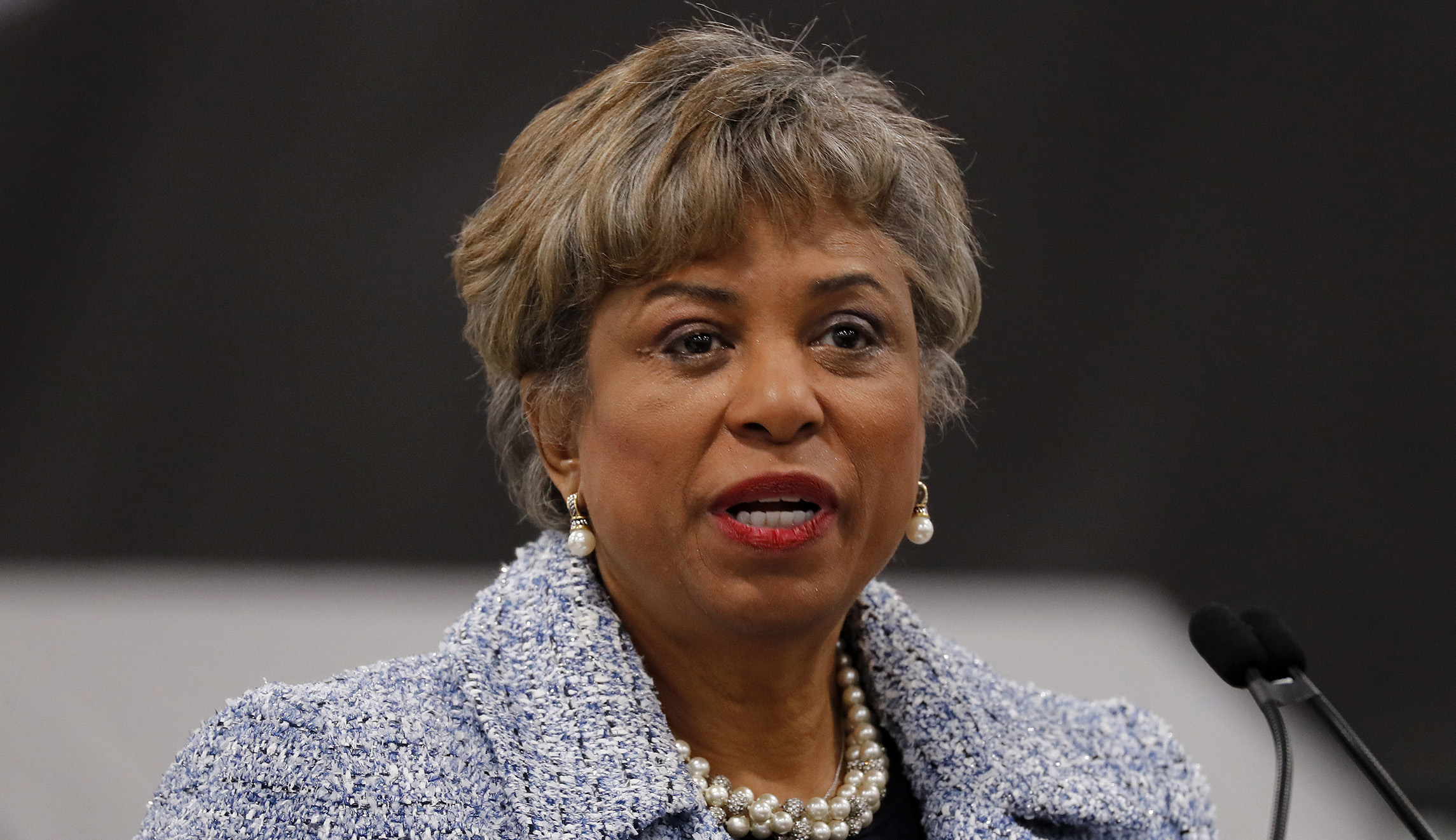 Michigan Democrat played Candy Crush during State of the Union