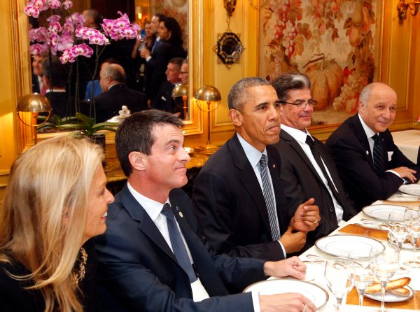 Obama should play with an open hand in Paris climate talks