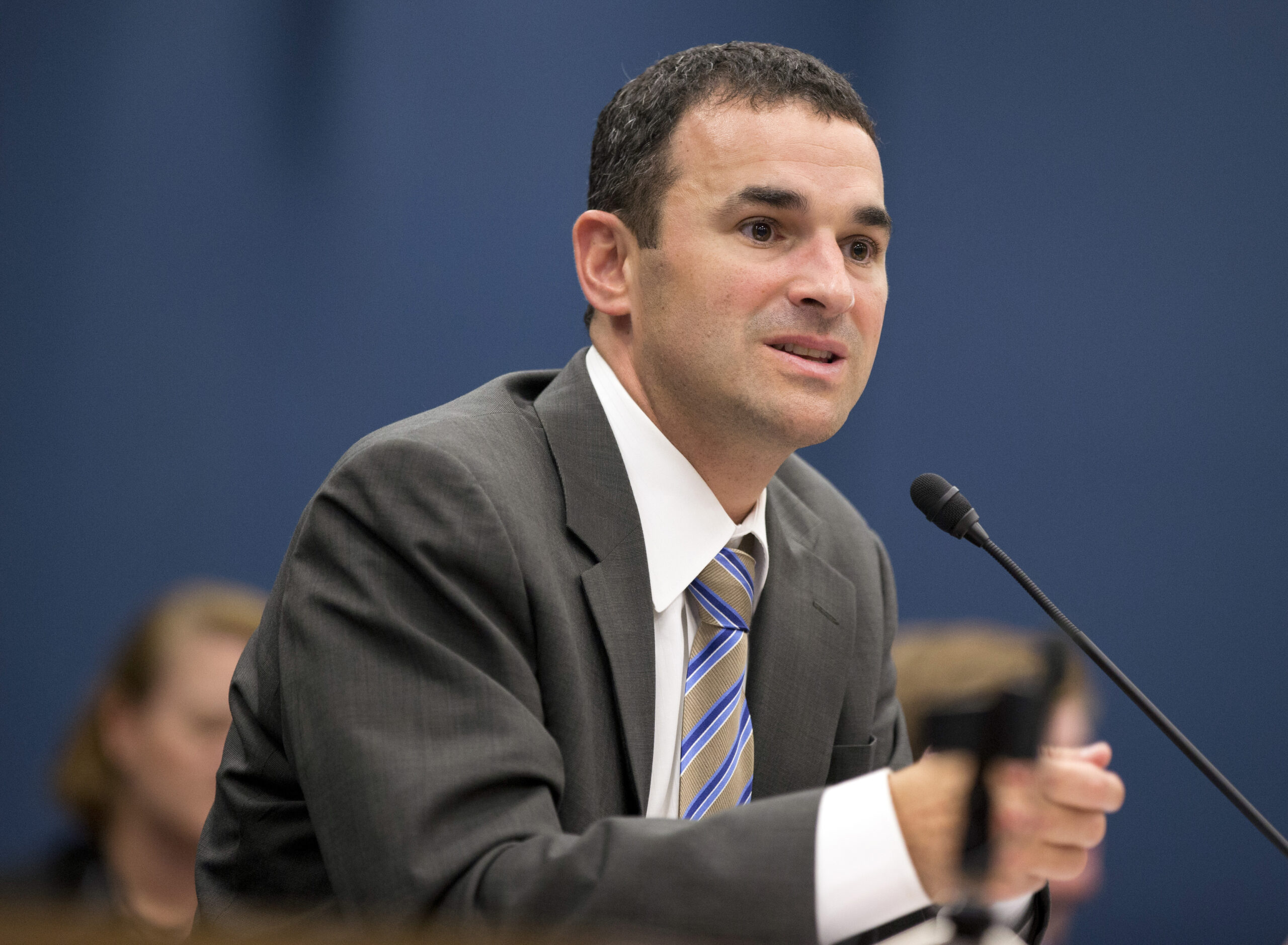 Lawmakers say IRS is withholding documents as they demand new info on employee bonuses, paid leave