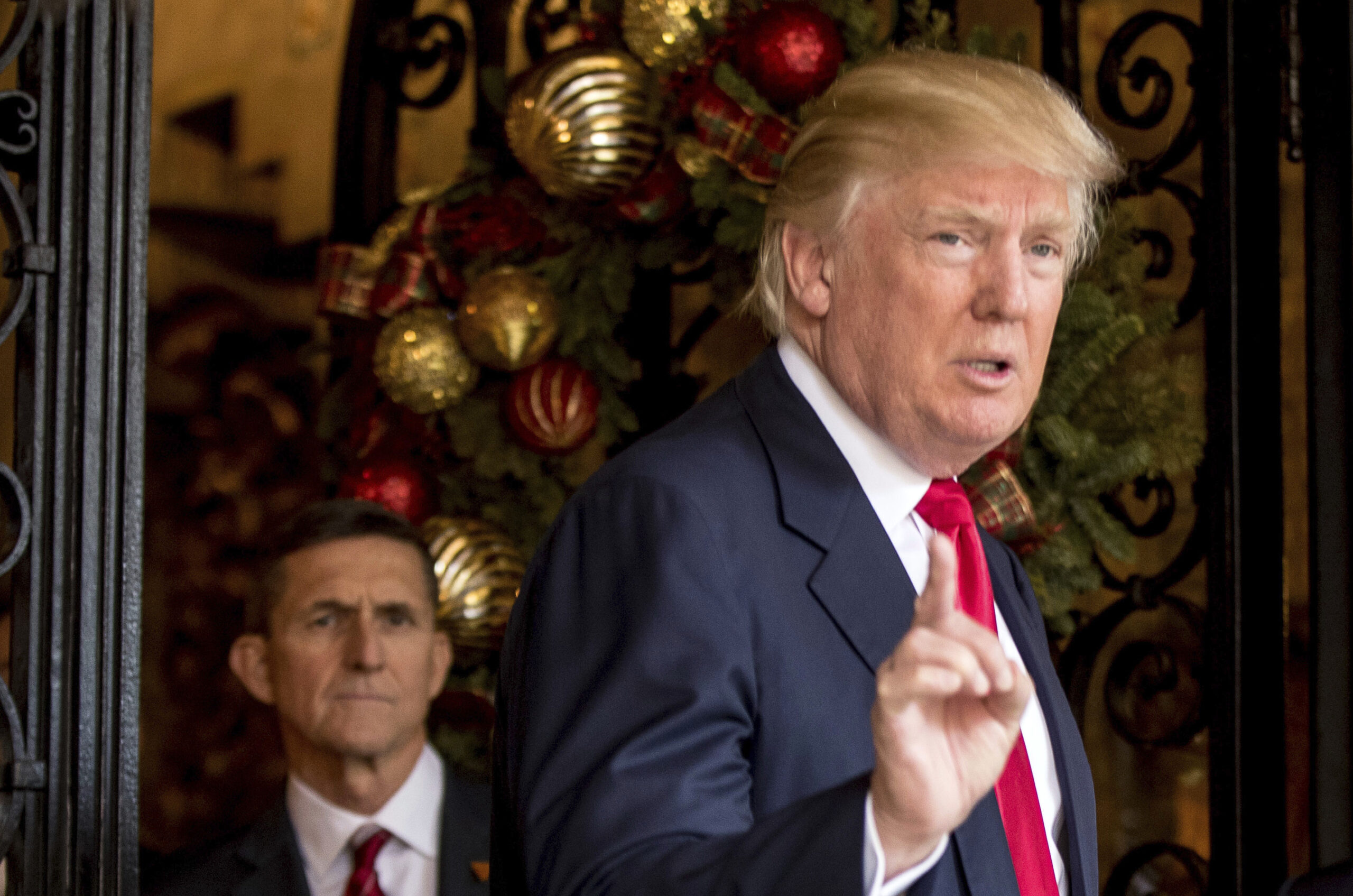 Trump ignores questions about Flynn’s resignation