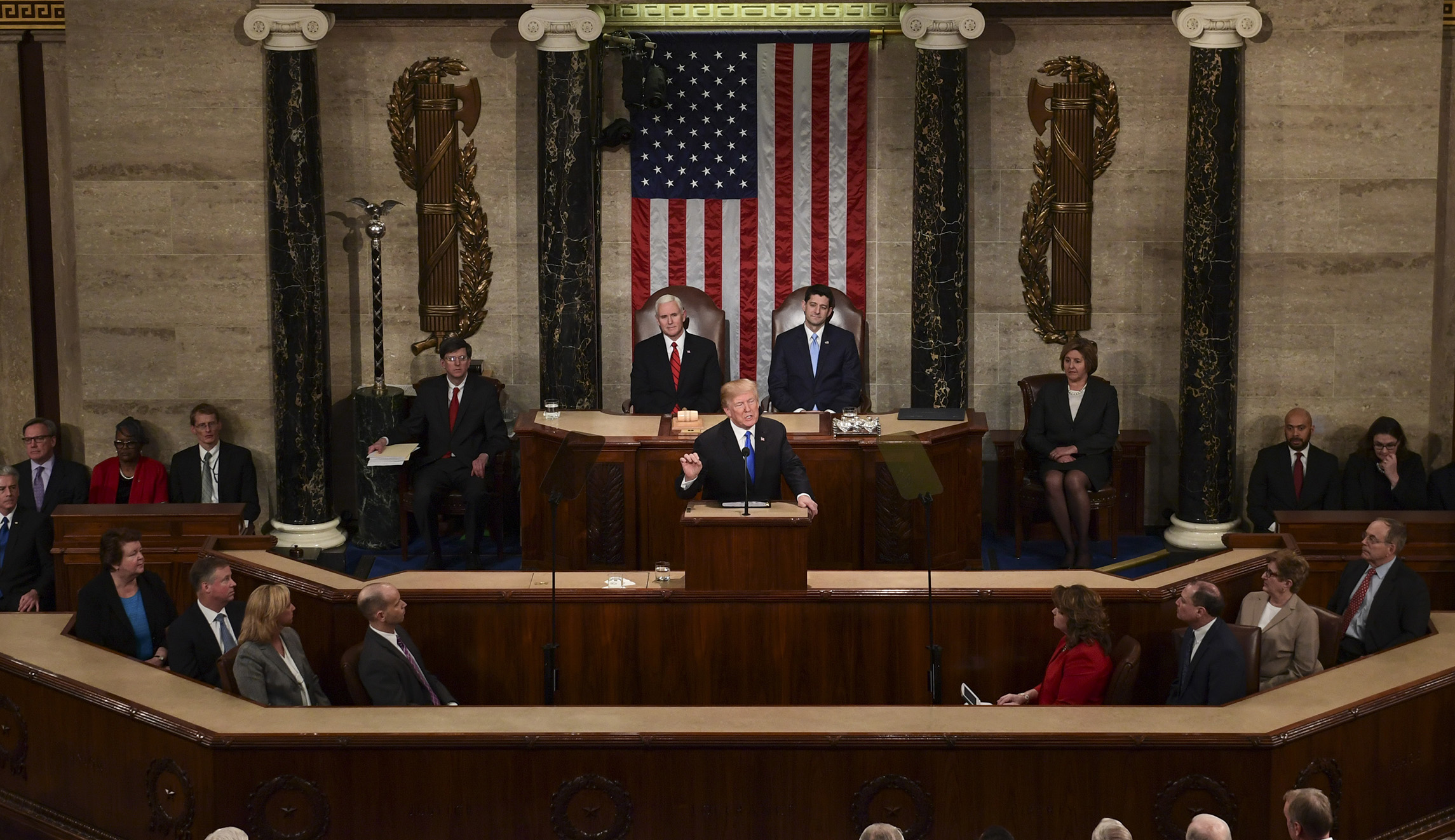 The Trump White House in review: Week 54