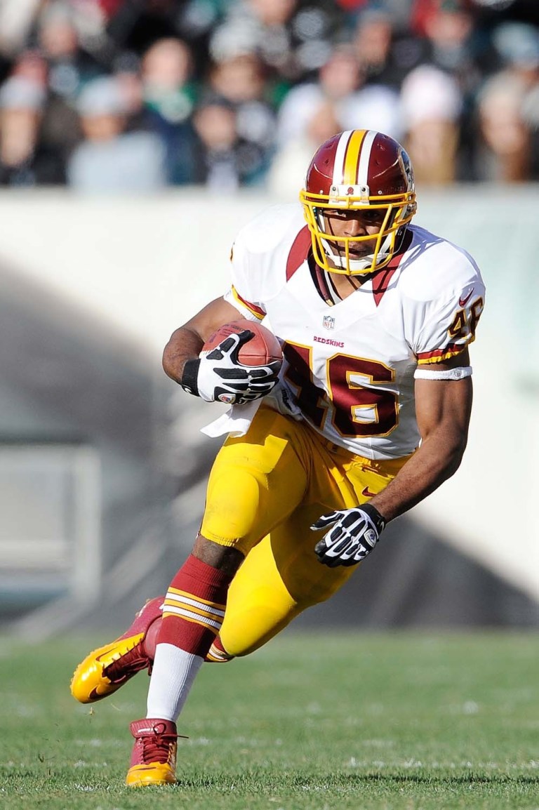 PHILADELPHIA, PA - DECEMBER 23: Alfred Morris #46 of the Washington Redskins runs with the ball against the Philadelphia Eagles at Lincoln Financial Field on December 23, 2012 in Philadelphia, Pennsylvania. (Photo by Patrick McDermott/Getty Images)