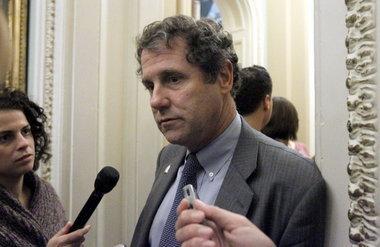 Dear Sherrod Brown: insurers want the mandate