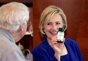 Hillary trades ‘Scooby Doo van’ for $10m Learjet
