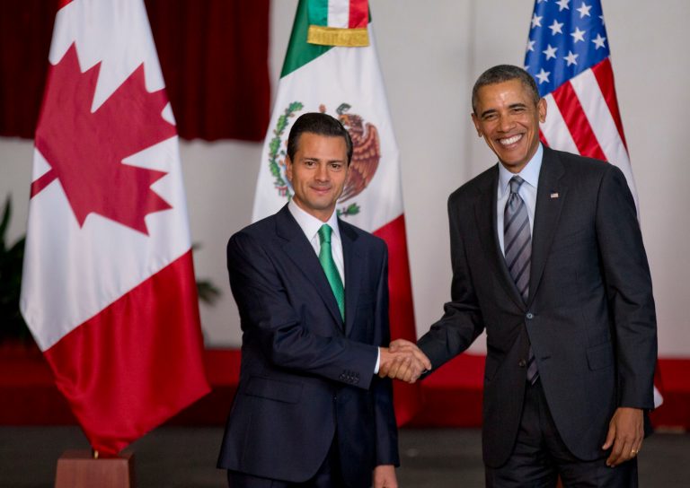 Mexico's President Enrique Pena Nieto, left, and President Barack Obama in Mexico in 2014. The border patrol union said Obama's inexperience led to a breakdown at the border. (AP Photo/Eduardo Verdugo)
