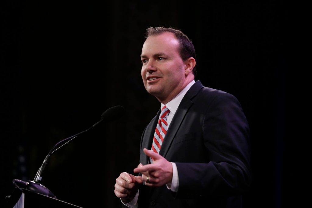 Mike Lee raises cash for Rob Portman