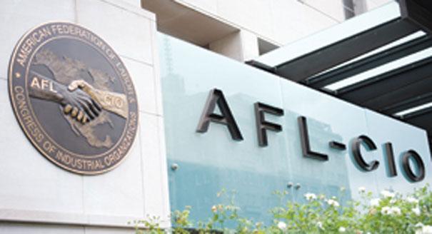 Ex-NLRB chair: New rule of ‘questionable legality’