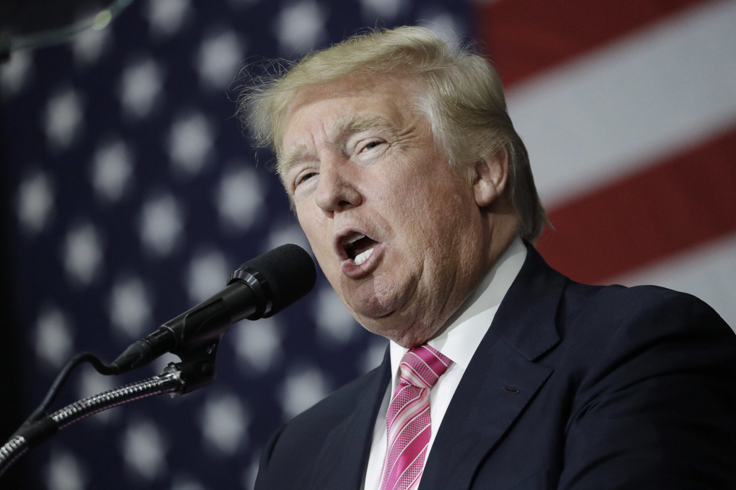 Trump questions Hillary Clinton’s ‘loyalty’ to her husband