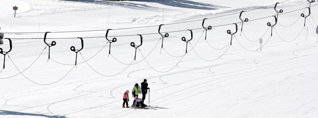 Forest Service backs ski area’s snowboarding ban