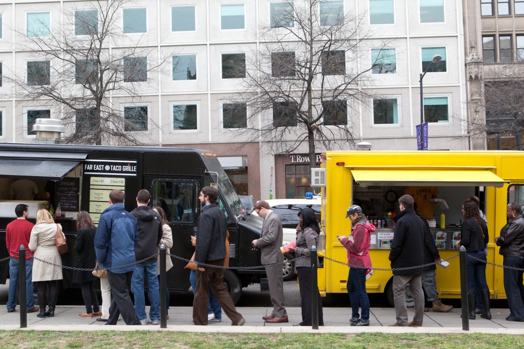 Op-Ed: Don’t kill D.C.’s vibrant food trucks