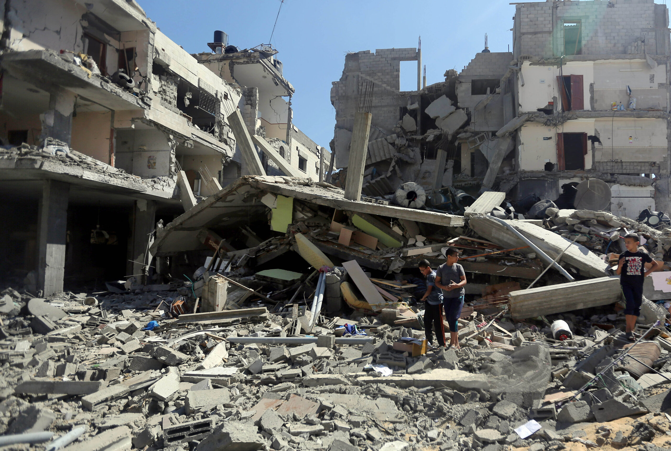 UN doubts legality of Israeli air campaign