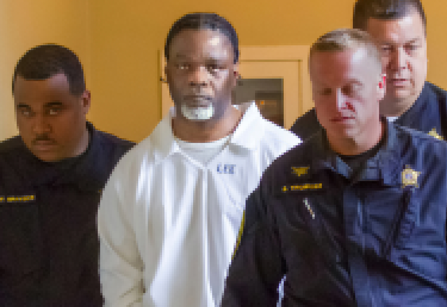 Arkansas executes first inmate since 2005 following late-night Supreme Court orders