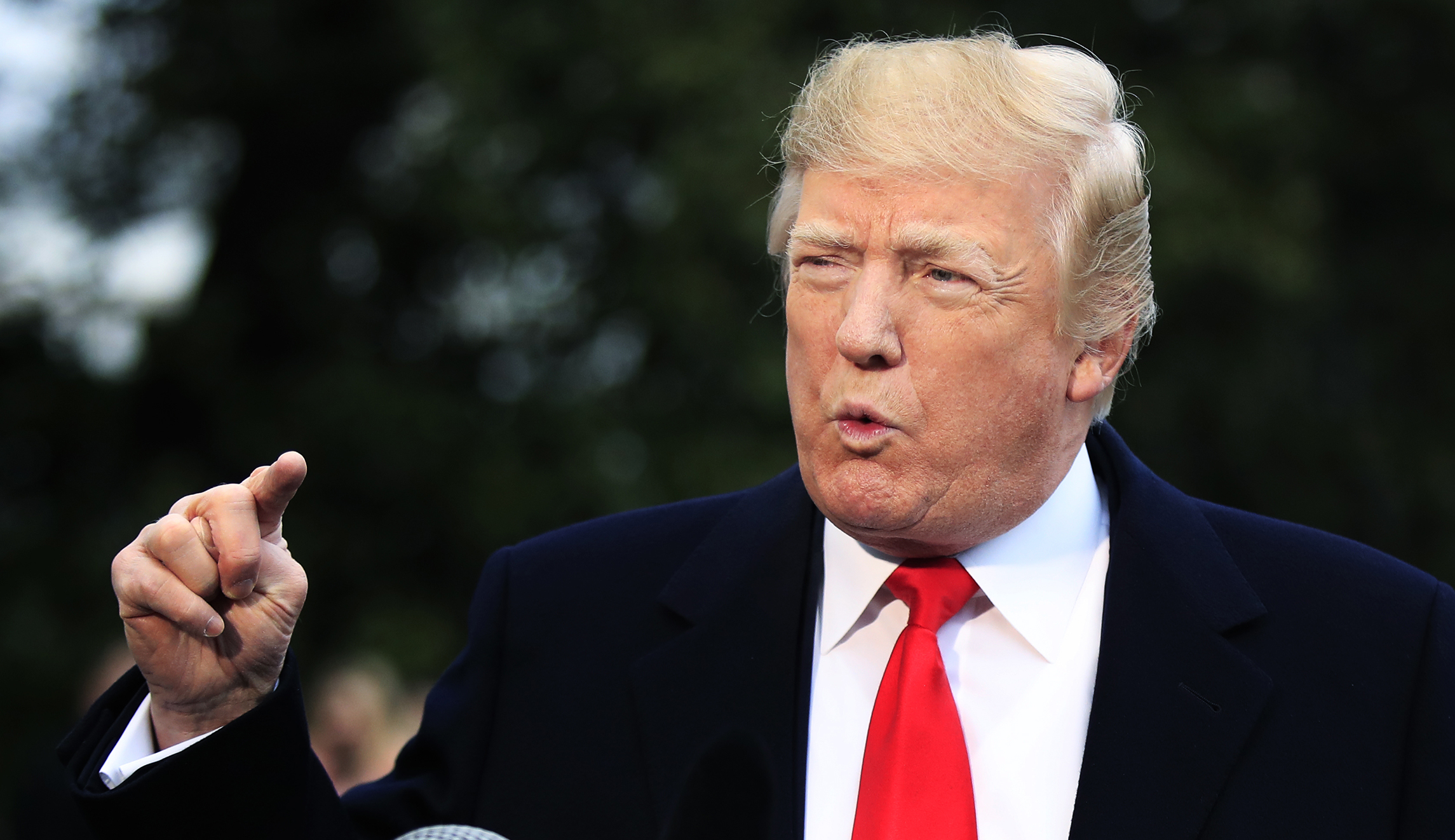 Trump: It’s a ‘shame’ how FBI handled Clinton emails