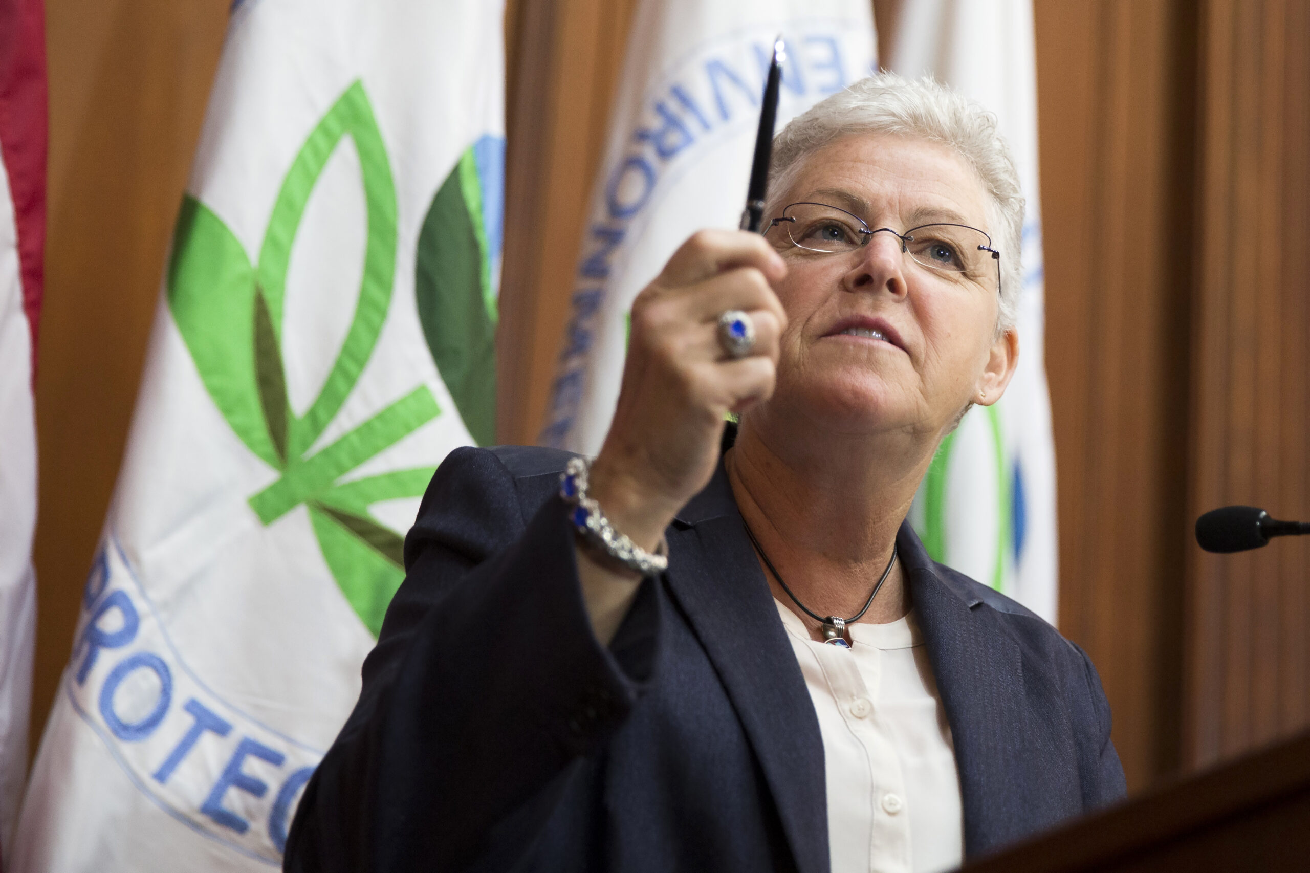 White House report shows high cost of EPA rules