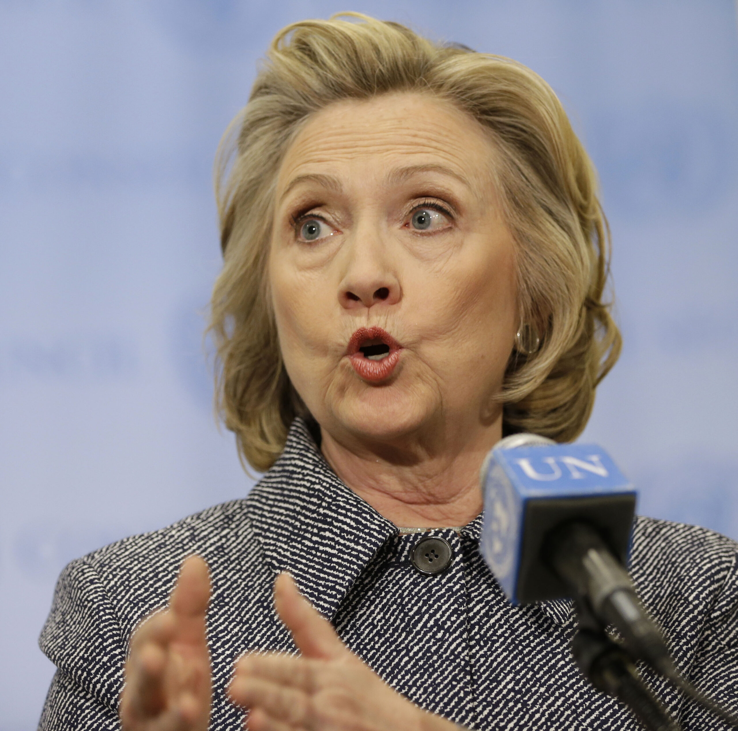 Lack of Democratic race a burden for Hillary