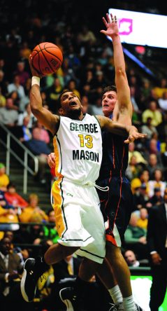 Virginia schools come together for Governor’s Holiday Hoops Classic