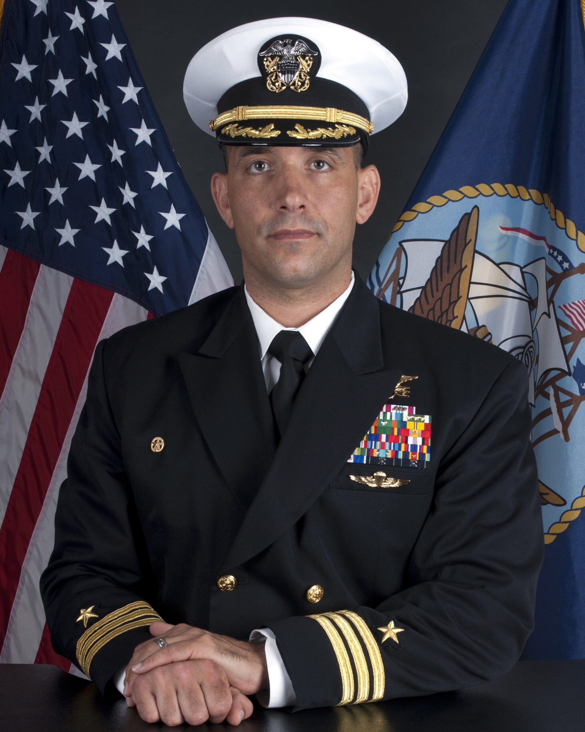 Official: Navy SEAL died of apparent suicide