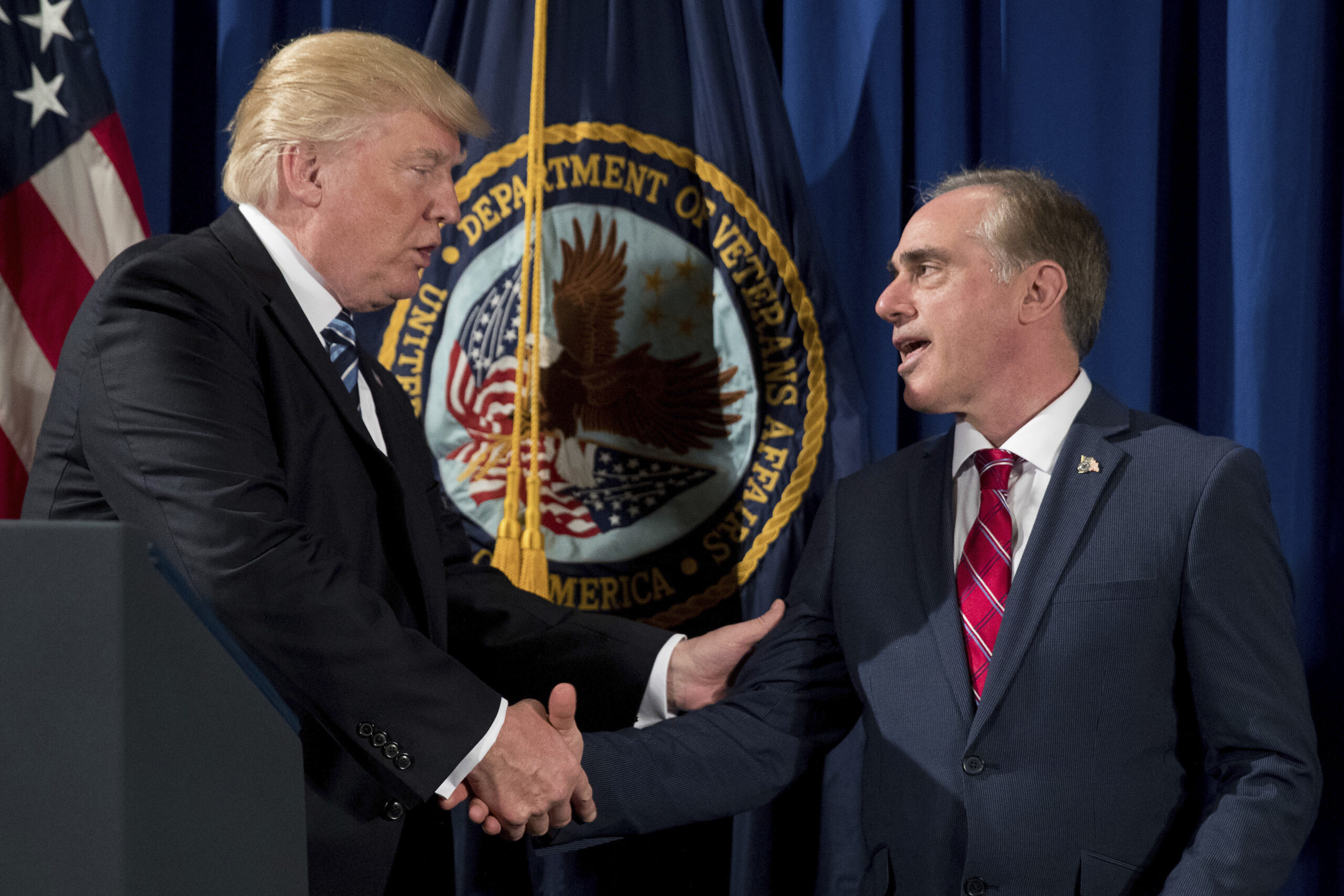 Trump signs bill helping vets get access to private medical care