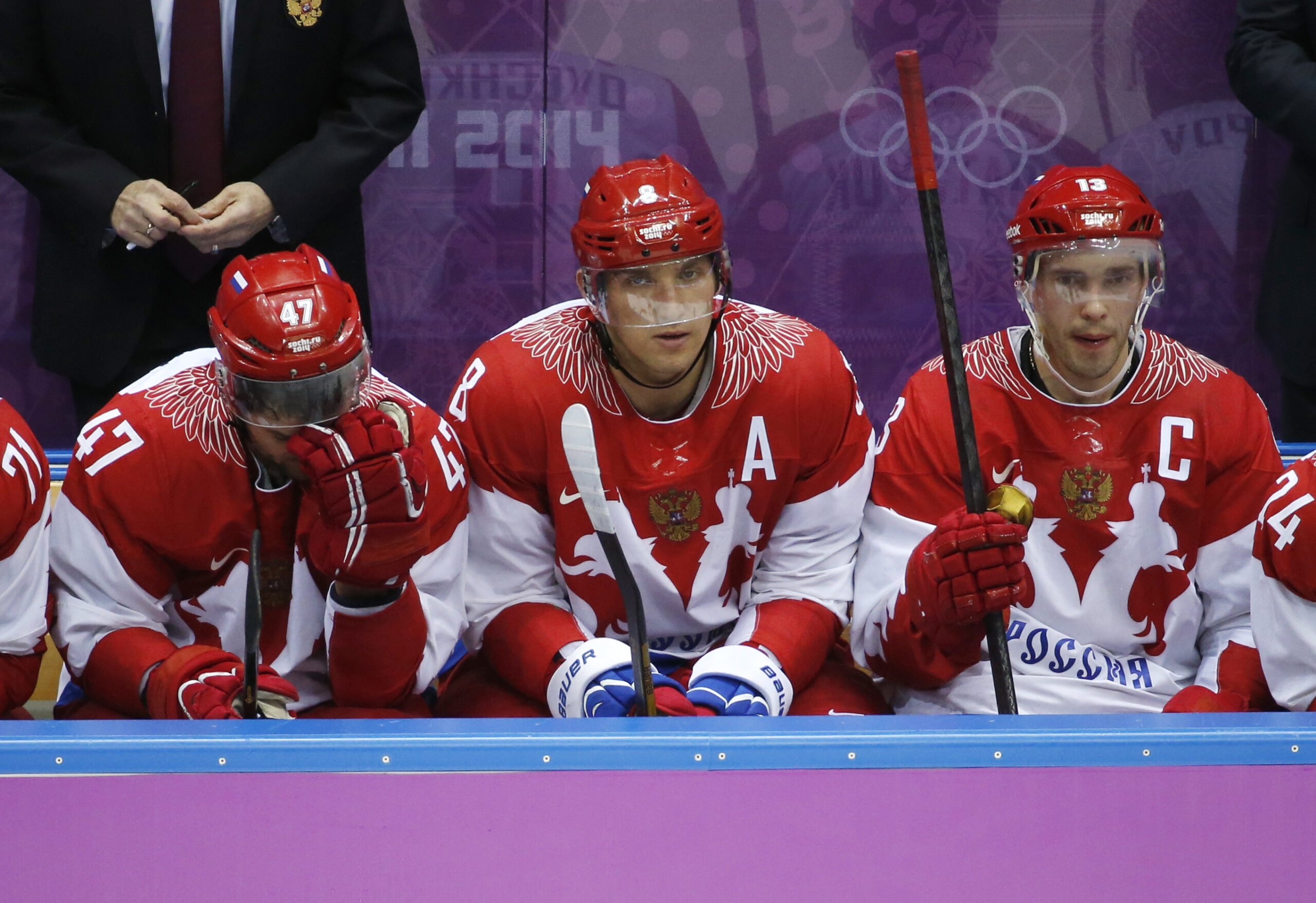 Russia knocked out of Olympic hockey by Finns, 3-1