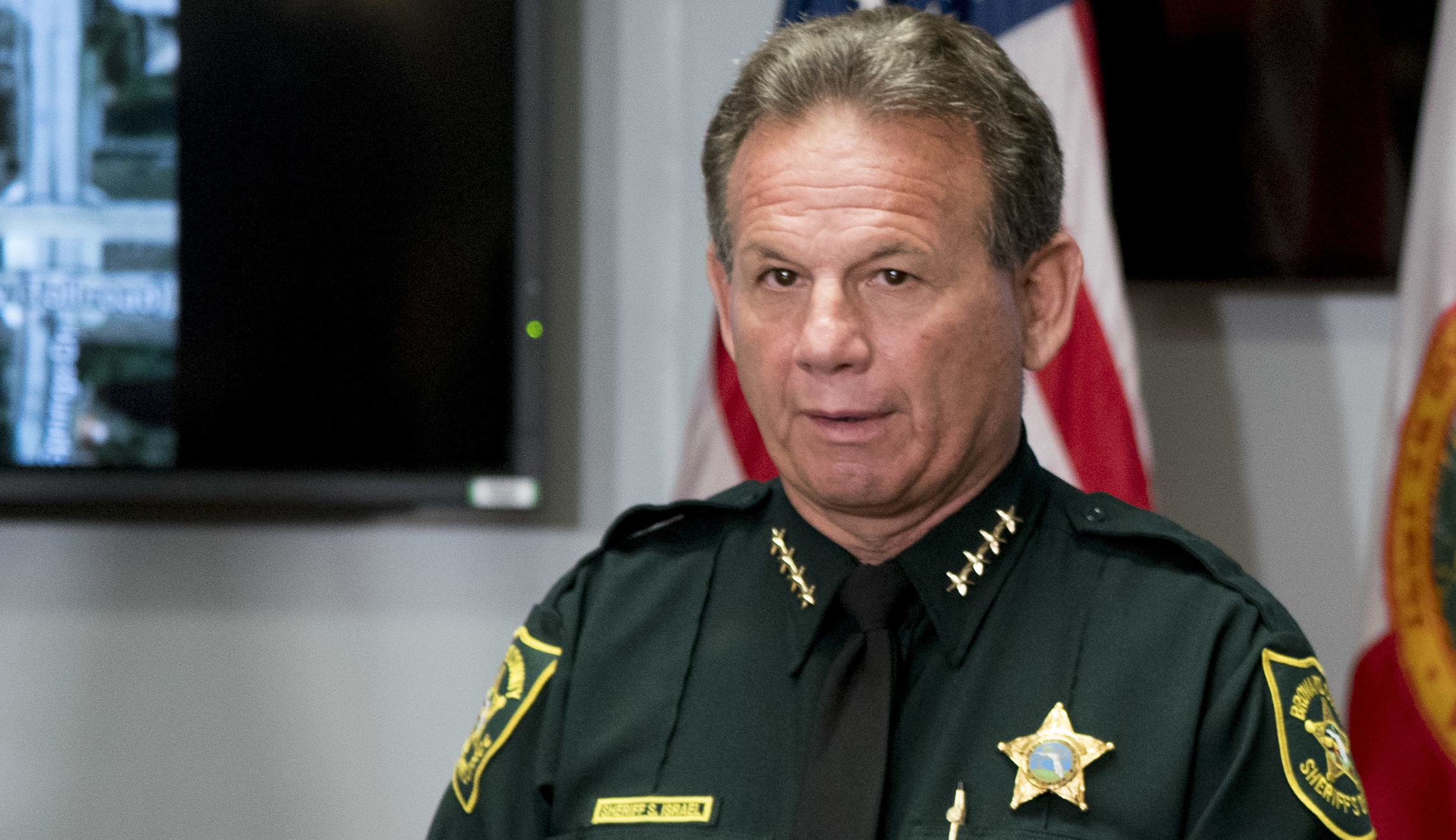 Florida shooting survivor: Sheriff ‘dropped the ball’ but shouldn’t be fired
