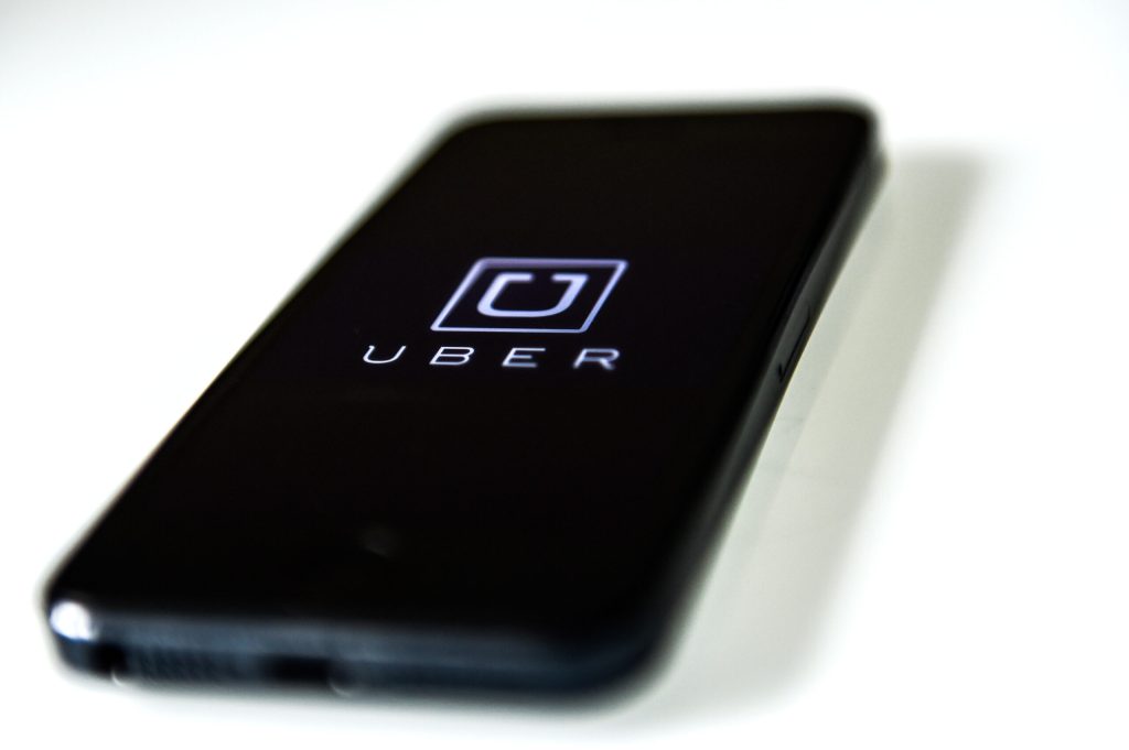 Al Franken demands answers on Uber’s ‘God view’
