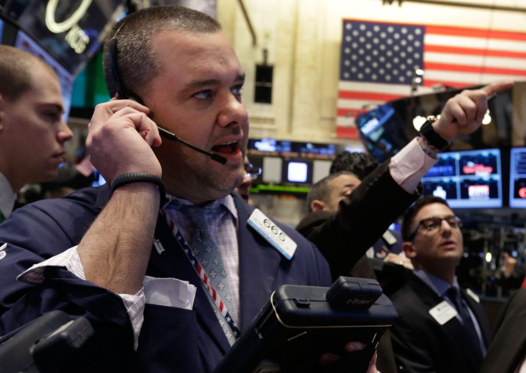Bargain-hunting drives slight gains for US stocks
