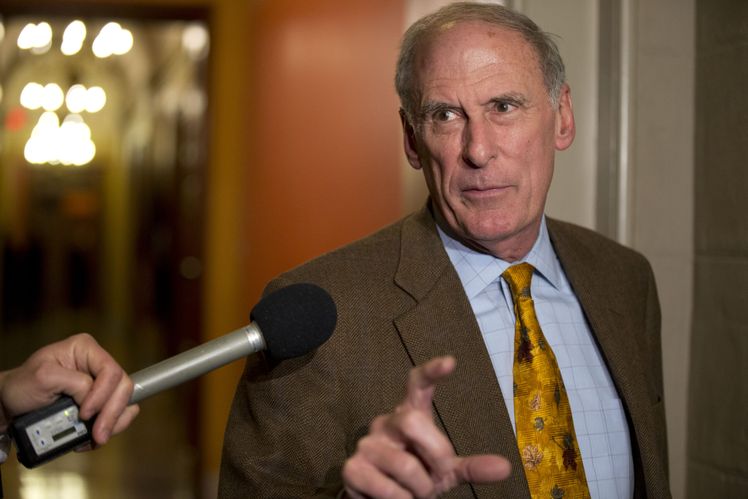 Trump expected to name Dan Coats for director of national intelligence