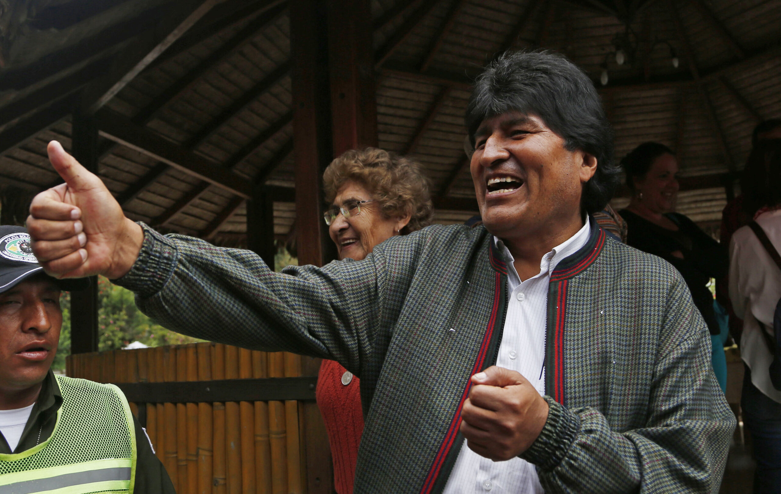Pre-election hoax tweets for Bolivia’s Morales