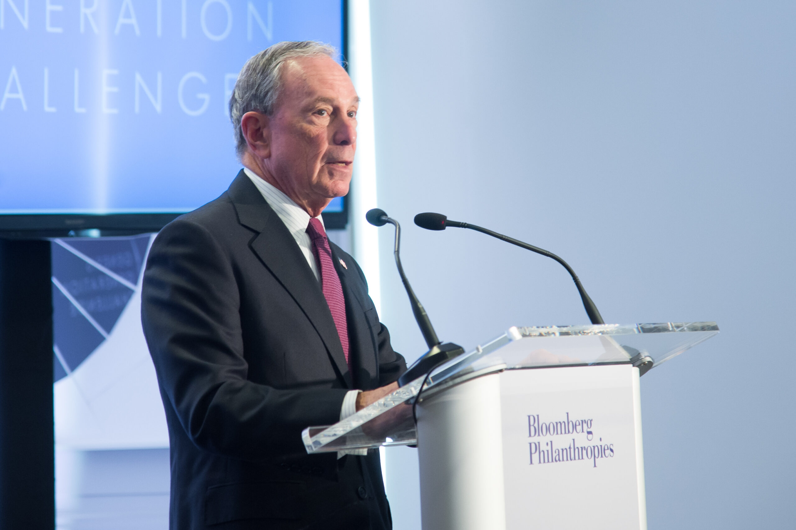 Michael Bloomberg backs new website aimed at education reform news