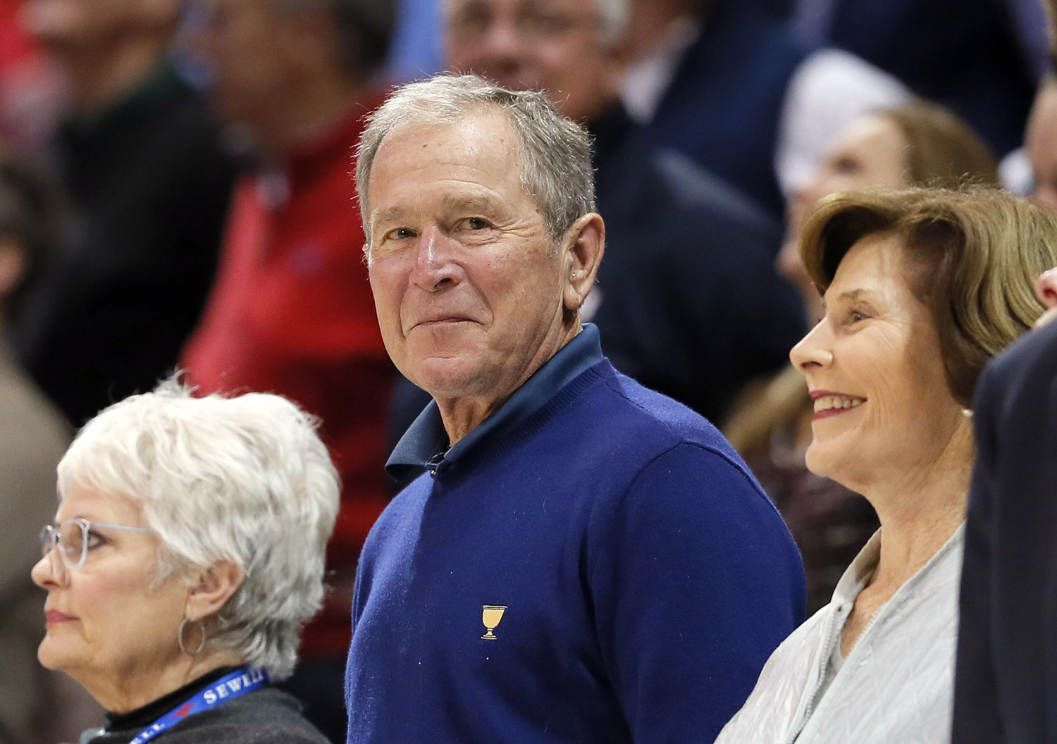 Bush disagrees with Trump, says press not an ‘enemy’