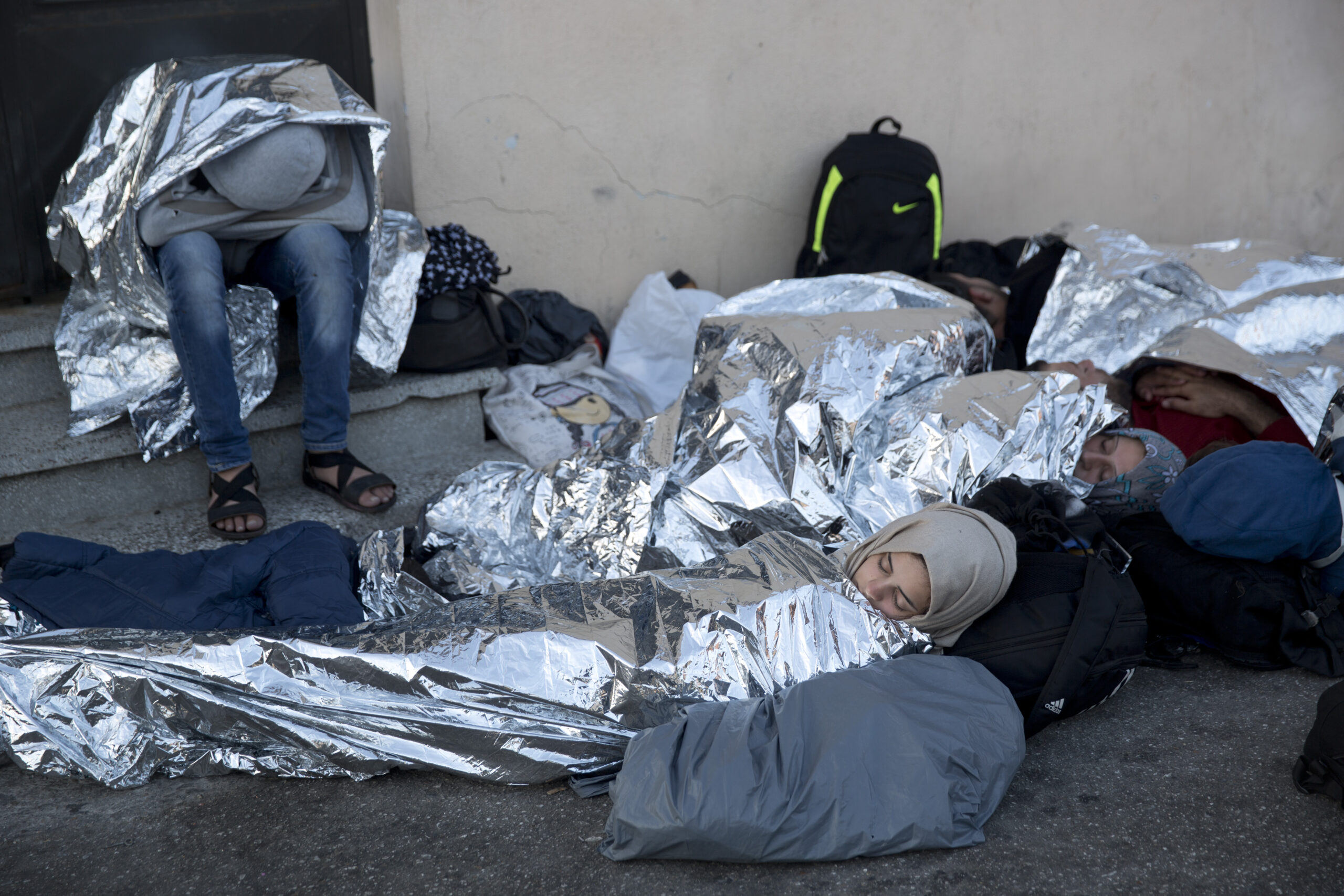 U.S. has more immigrants than 48 Latin, European nations combined