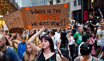 Poll: Americans blame government for the economy