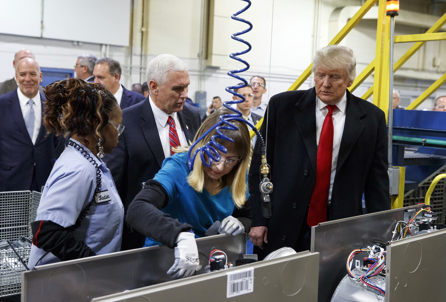 Industry groups cautiously optimistic about US-Mexico trade deal, urge continued talks with Canada