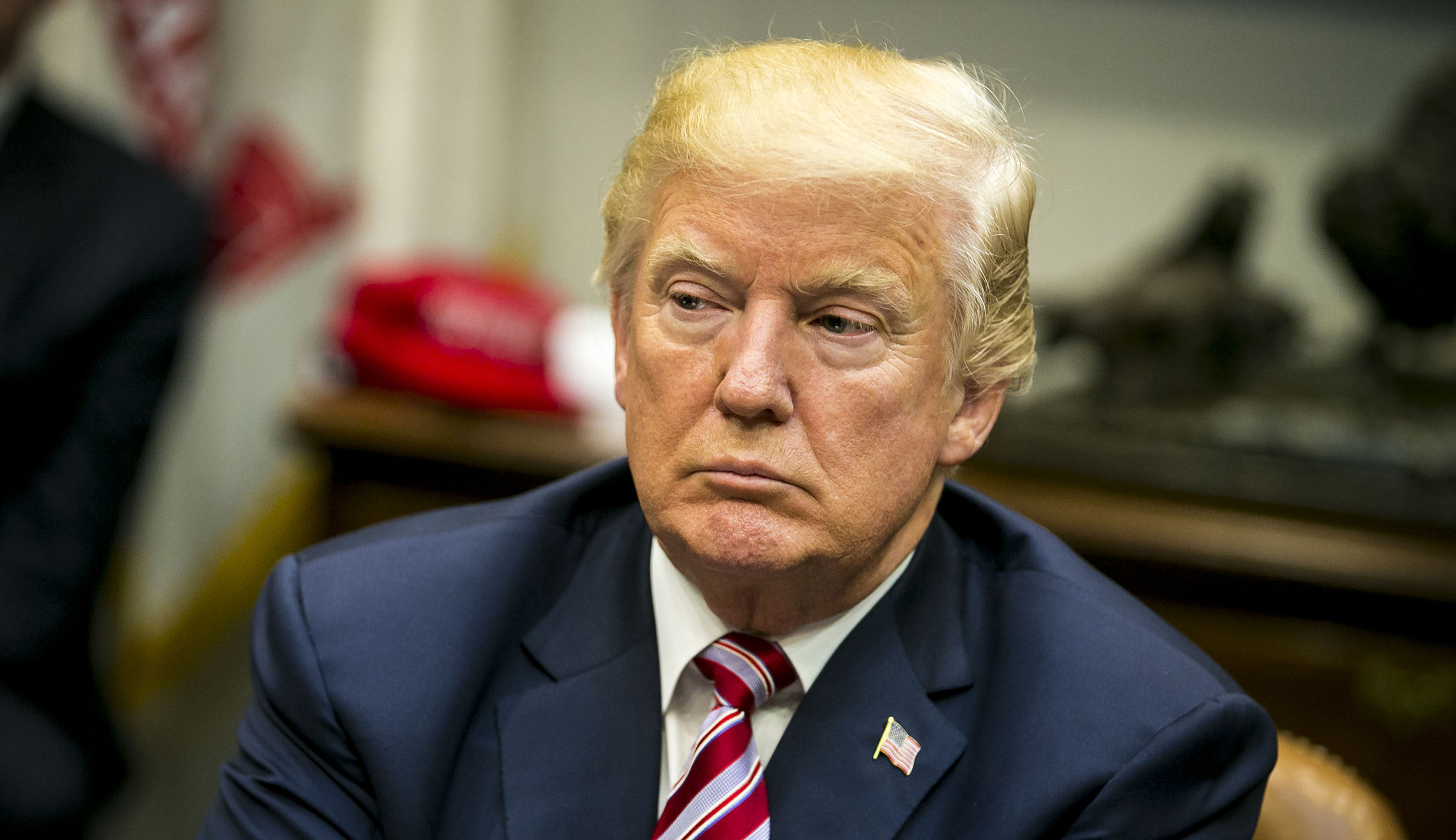 Trump calls for individual mandate repeal to be added to tax bill