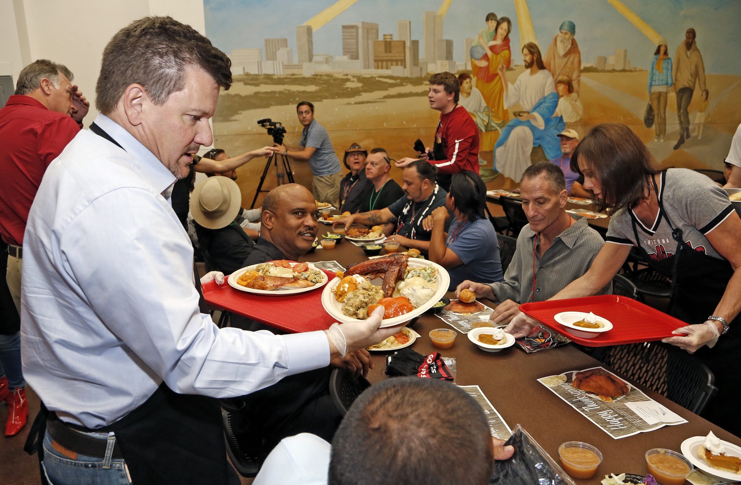 Media: The 2016 election ruined Thanksgiving