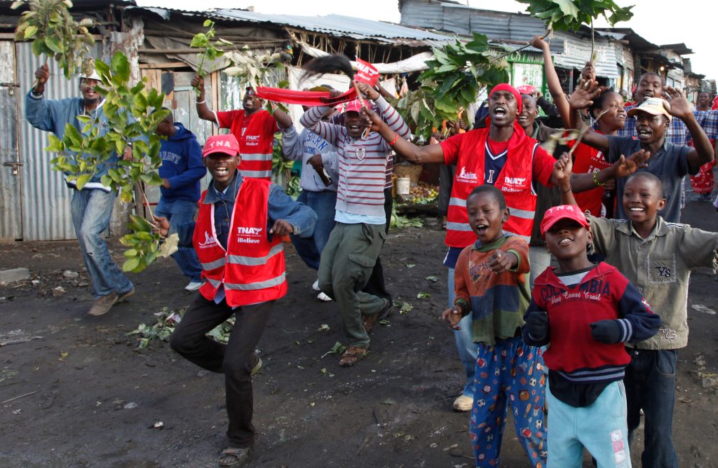 Kenya vote winner gets 50.07 pct; loser challenges