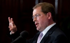 Grover Norquist: Trump keeping promise to ‘drain the swamp’ by dismissing anti-vaping surgeon general