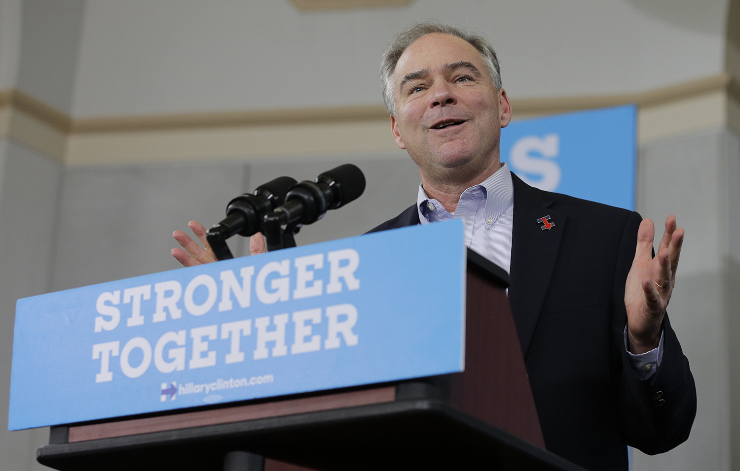 Kaine suggests Trump is easily confused