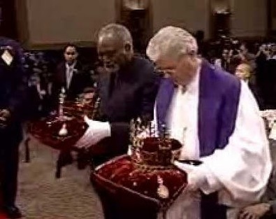  Davis preparing to crown Moon 