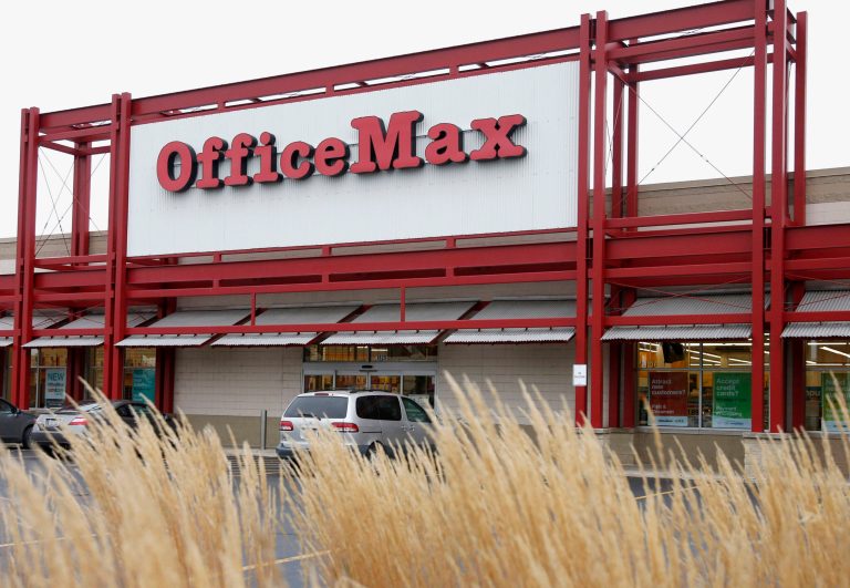 The exterior of an Office Max store in Chicago. Illinois House Speaker Michael Madigan is pushing to give small companies in the state equal access to the tax breaks that big corporations have. The plan takes aim at special EDGE credits _ tax breaks a small number of big companies like Sears Holding Corp. and OfficeMax have sought by going directly to the General Assembly with threats to leave Illinois. Madigan's plan would make the tax credits available to businesses with fewer than 100 employees, and target credits at areas of high poverty and unemployment. (AP Photo/Charles Rex Arbogast, File)