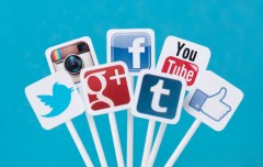 Republicans and Democrats engaging social media at similar rates