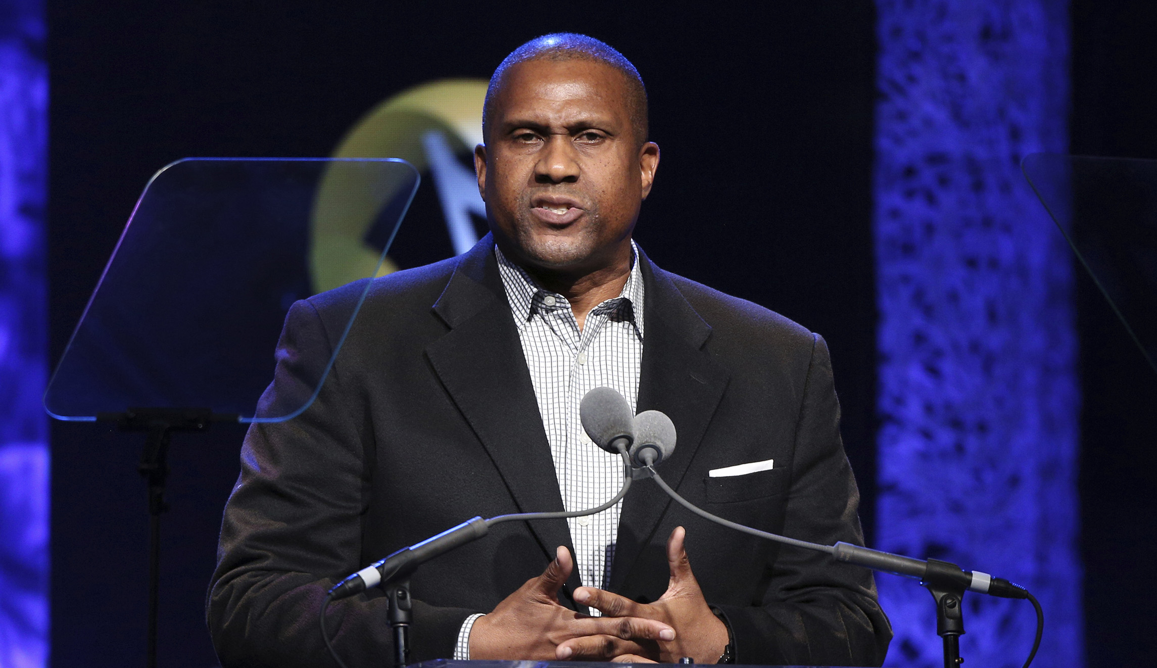 PBS host Tavis Smiley denies sexual misconduct allegations, vows to fight back